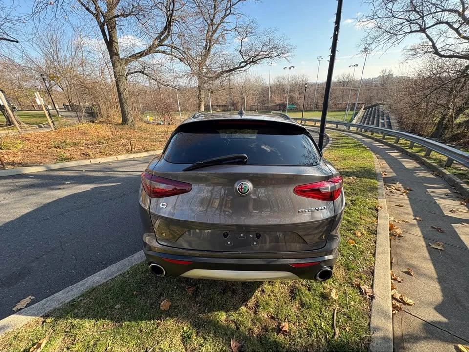 2018 Alfa Romeo Stelvio - Image 11 of 18