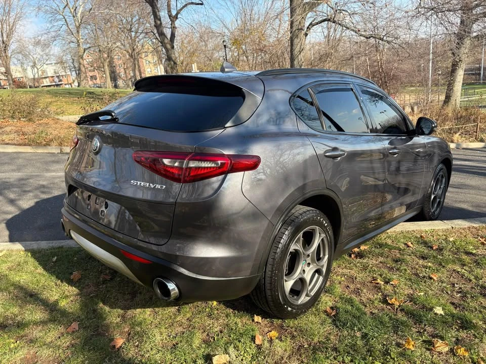 2018 Alfa Romeo Stelvio - Image 7 of 18