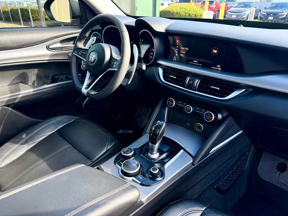 2018 Alfa Romeo Stelvio - Image 15 of 20