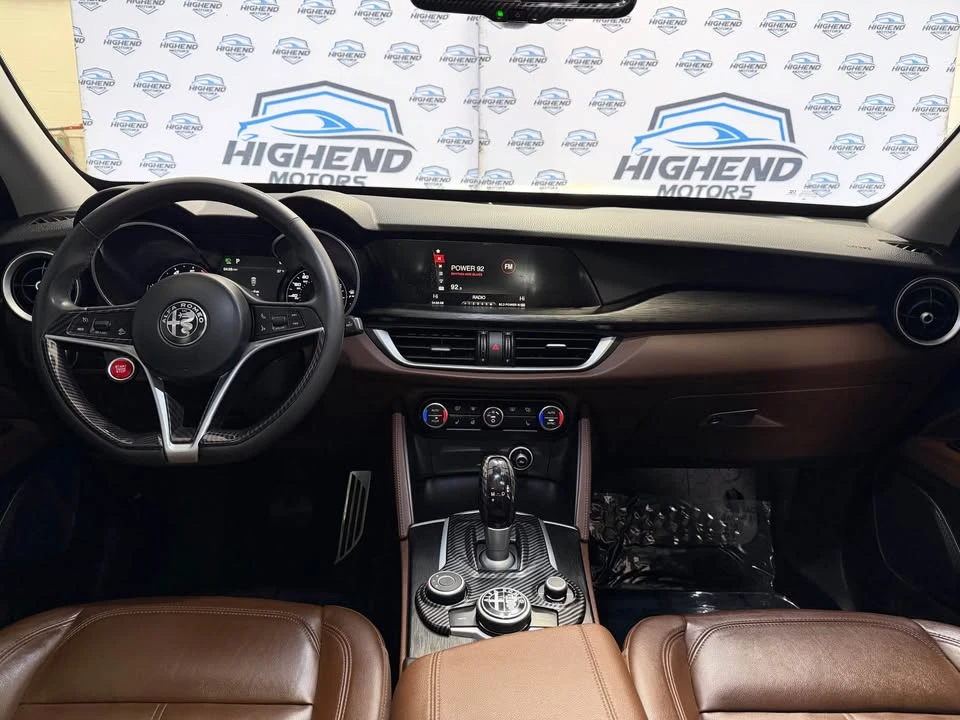 2018 Alfa Romeo Stelvio - Image 19 of 20