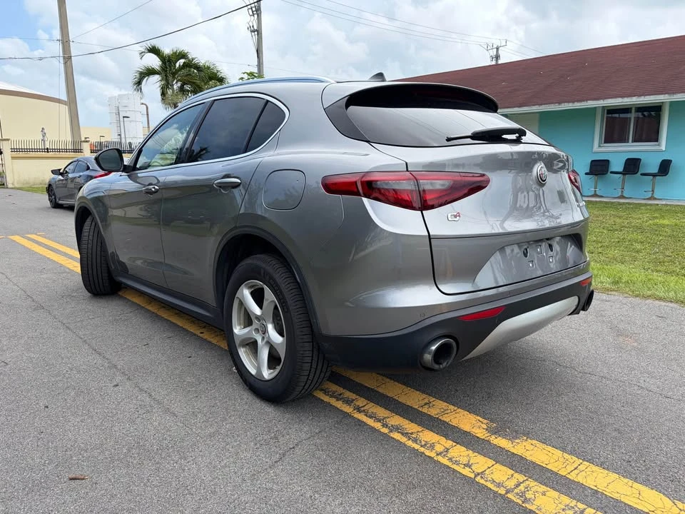2018 Alfa Romeo Stelvio - Image 2 of 13