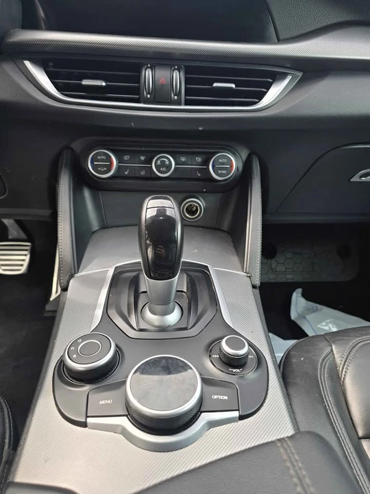 2018 Alfa Romeo Stelvio - Image 12 of 14