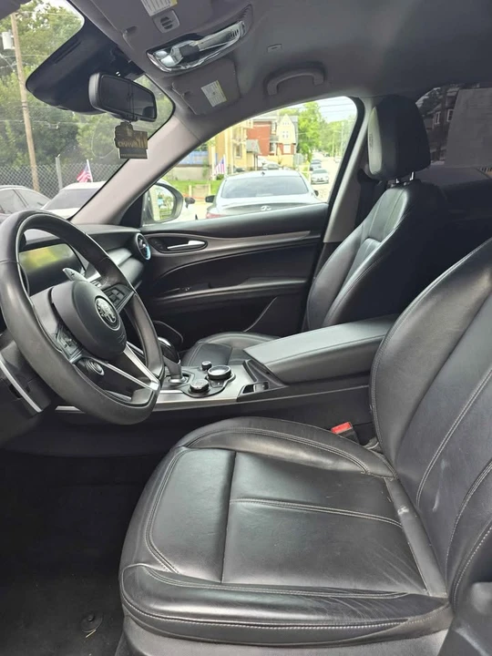 2018 Alfa Romeo Stelvio - Image 8 of 14