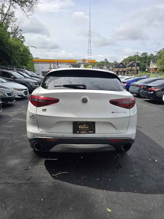 2018 Alfa Romeo Stelvio - Image 5 of 14