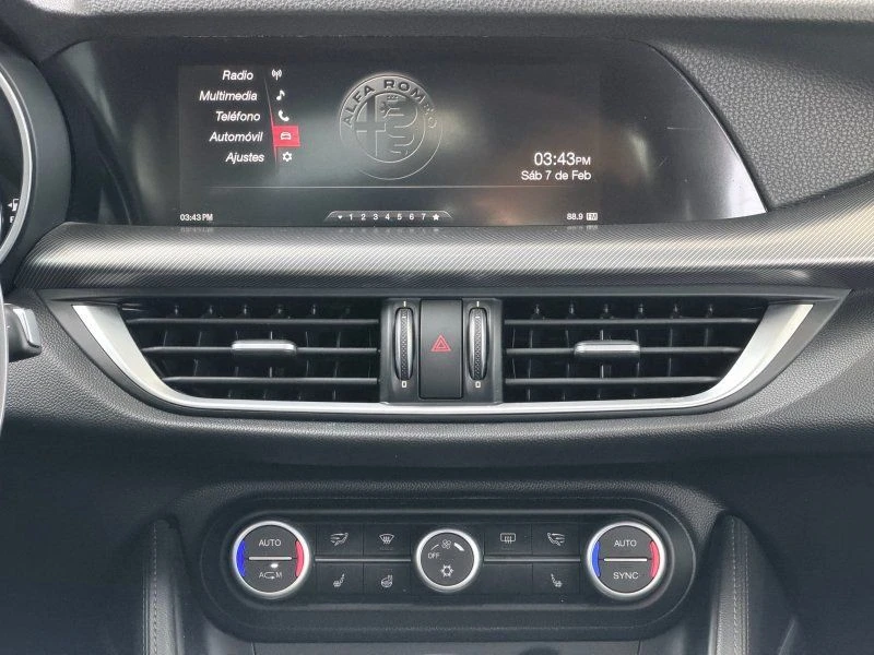 2018 Alfa Romeo Stelvio - Image 11 of 19
