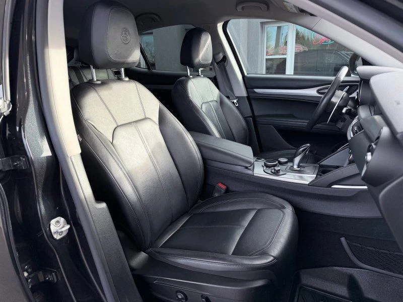 2018 Alfa Romeo Stelvio - Image 14 of 19