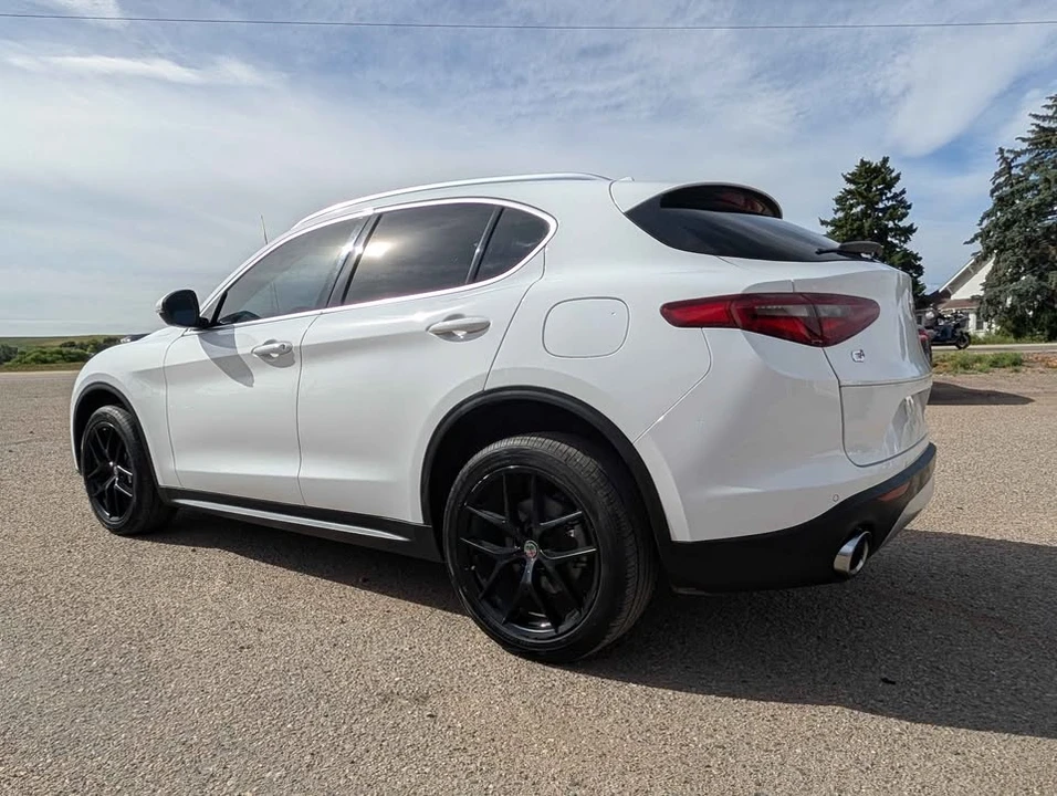 2018 Alfa Romeo Stelvio - Image 8 of 15