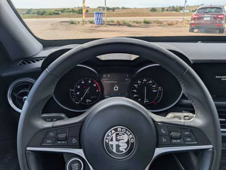 2018 Alfa Romeo Stelvio - Image 11 of 15