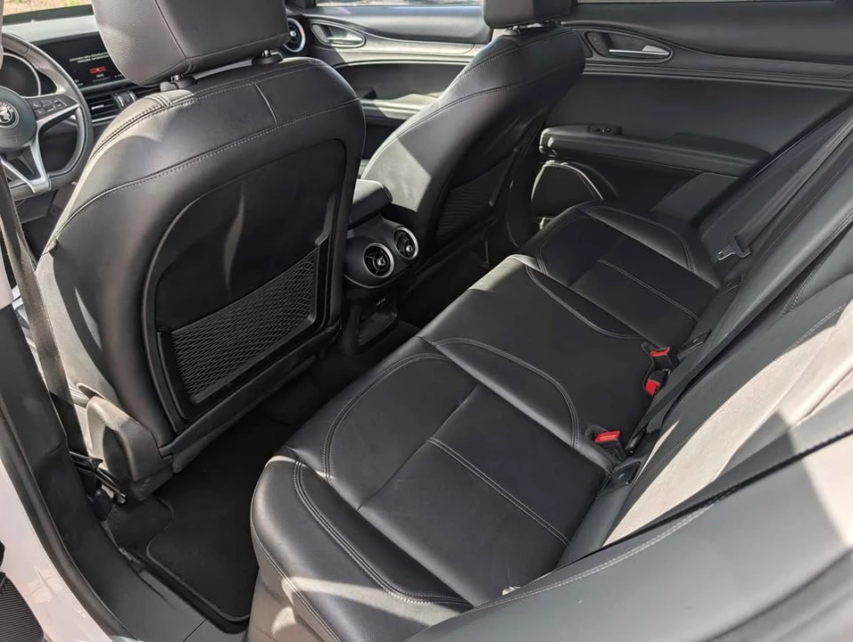 2018 Alfa Romeo Stelvio - Image 13 of 15