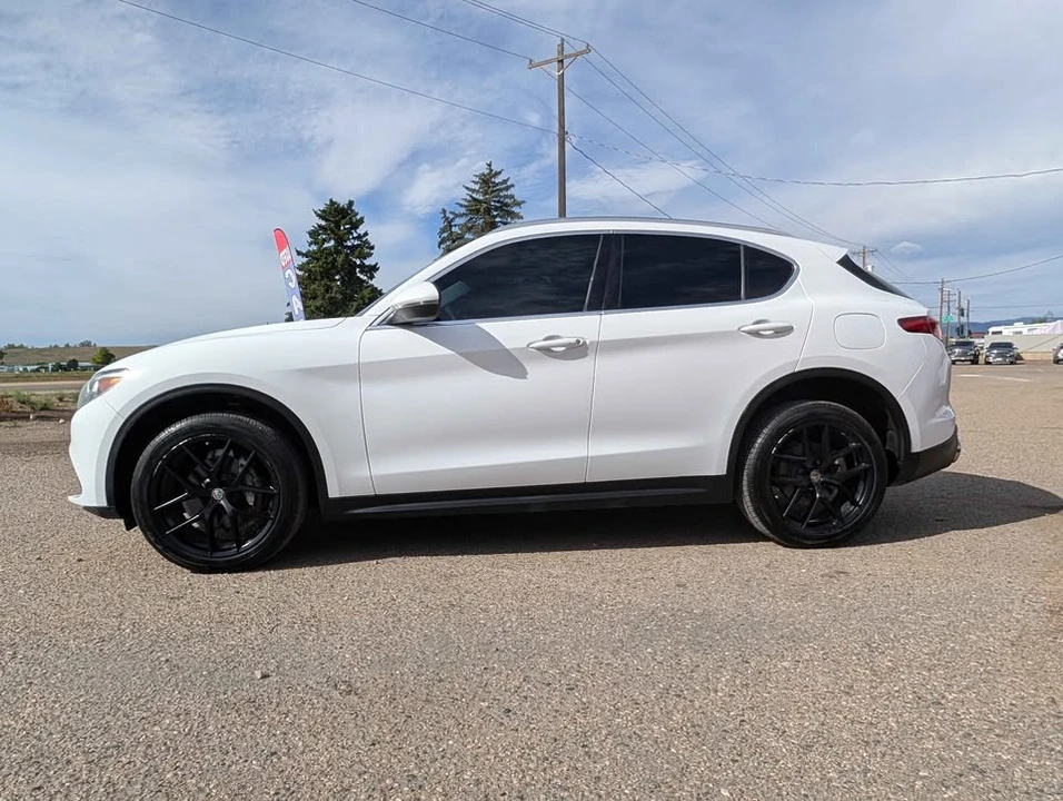2018 Alfa Romeo Stelvio - Image 5 of 15