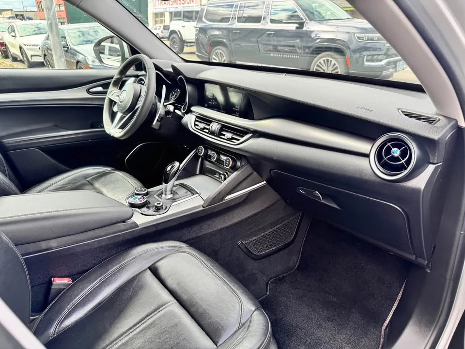 2018 Alfa Romeo Stelvio - Image 12 of 18