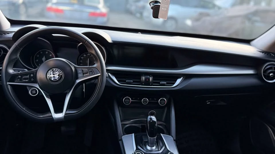 2018 Alfa Romeo Stelvio - Image 7 of 9