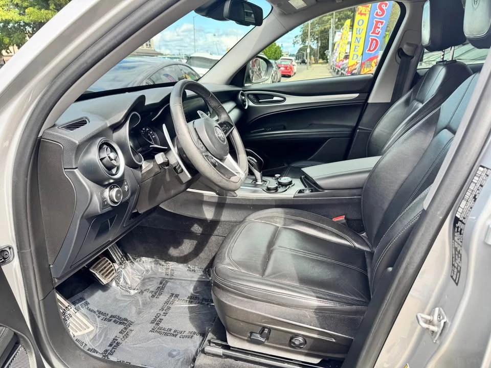 2018 Alfa Romeo Stelvio - Image 9 of 18
