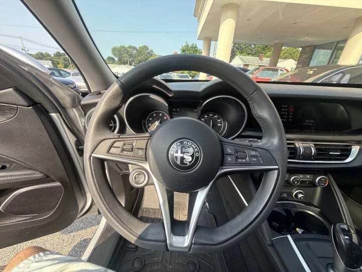 2018 Alfa Romeo Stelvio - Image 12 of 16