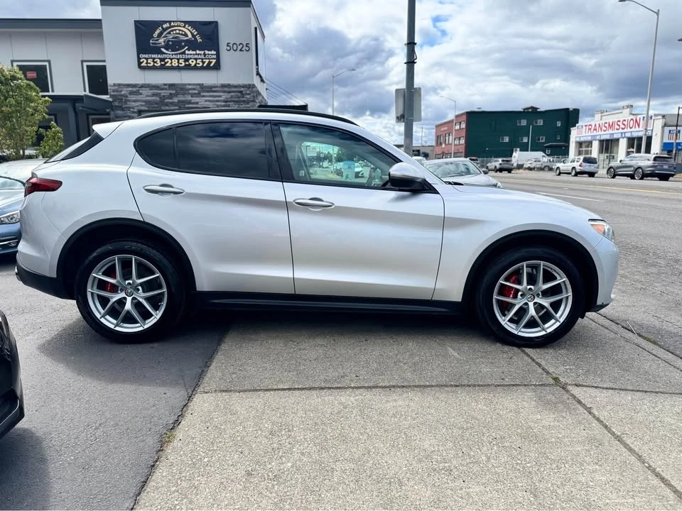 2018 Alfa Romeo Stelvio - Image 4 of 18