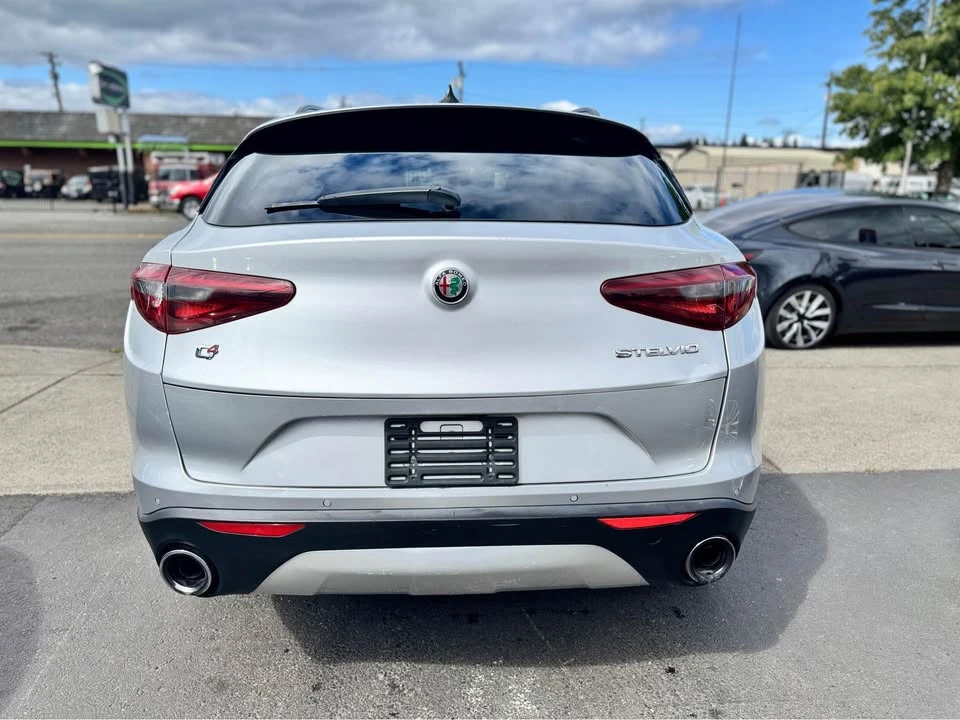 2018 Alfa Romeo Stelvio - Image 6 of 18