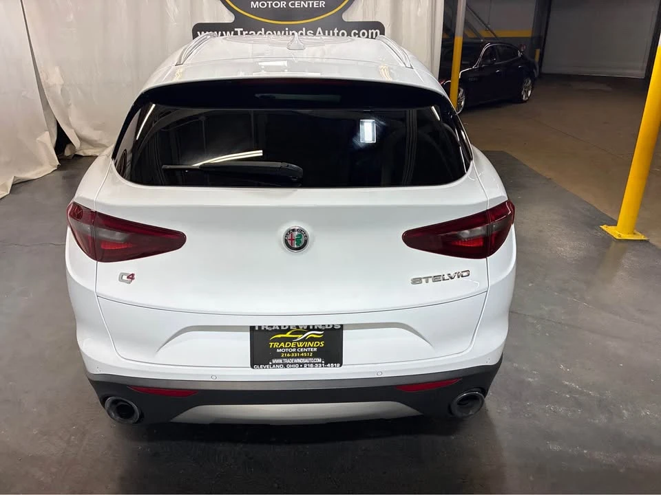 2018 Alfa Romeo Stelvio - Image 19 of 20