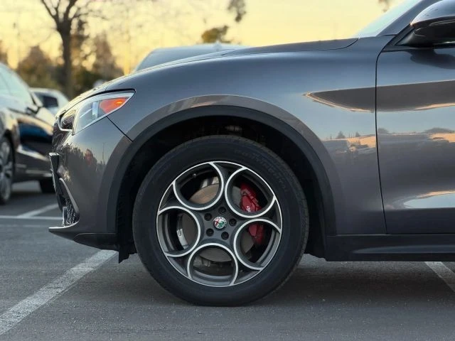 2018 Alfa Romeo Stelvio - Image 7 of 12