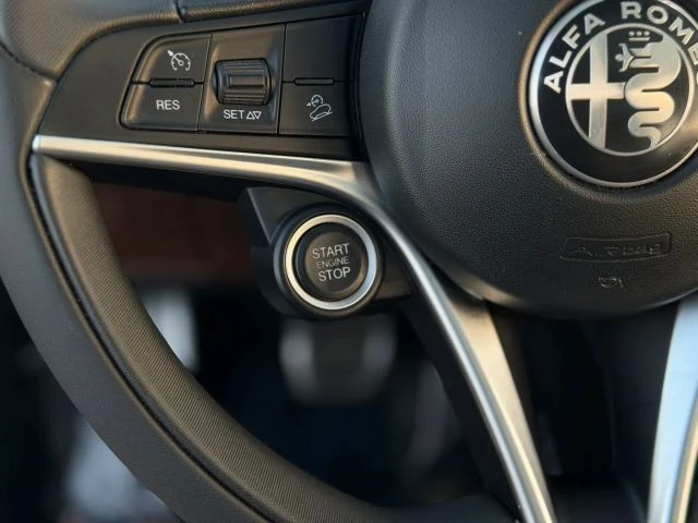 2018 Alfa Romeo Stelvio - Image 20 of 26