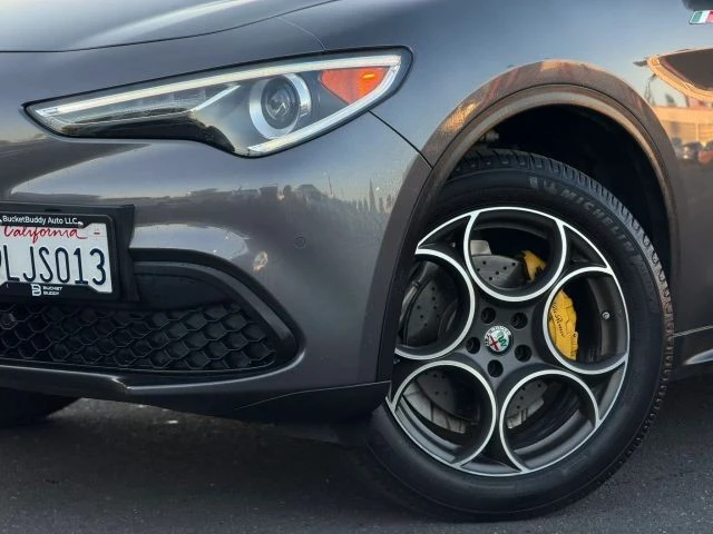 2018 Alfa Romeo Stelvio - Image 2 of 26