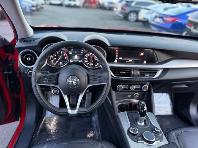 2018 Alfa Romeo Stelvio - Image 14 of 21