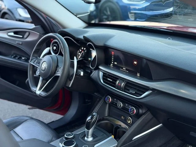 2018 Alfa Romeo Stelvio - Image 13 of 21