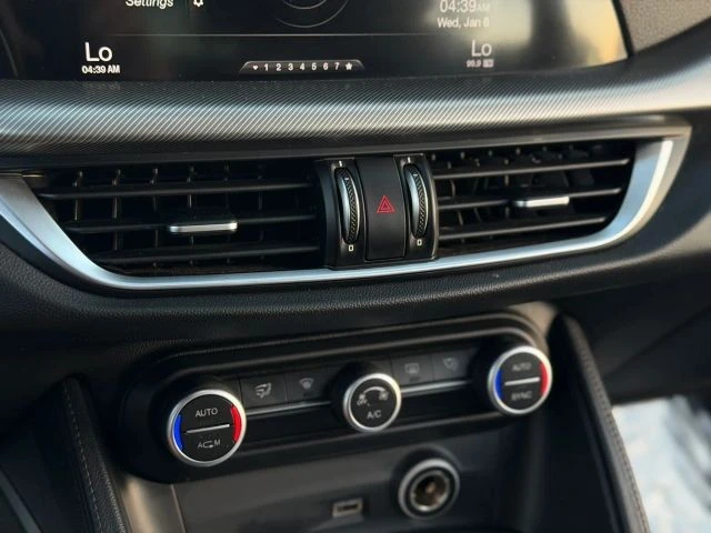 2018 Alfa Romeo Stelvio - Image 18 of 21