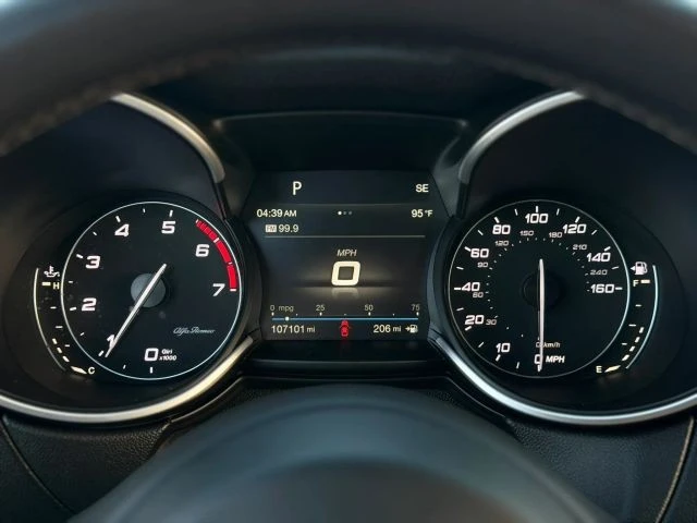 2018 Alfa Romeo Stelvio - Image 15 of 21