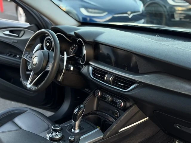 2018 Alfa Romeo Stelvio - Image 11 of 21