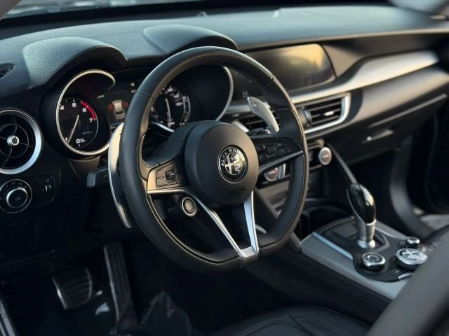 2018 Alfa Romeo Stelvio - Image 13 of 21