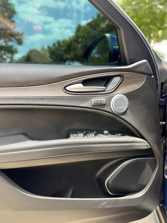 2018 Alfa Romeo Stelvio - Image 8 of 14