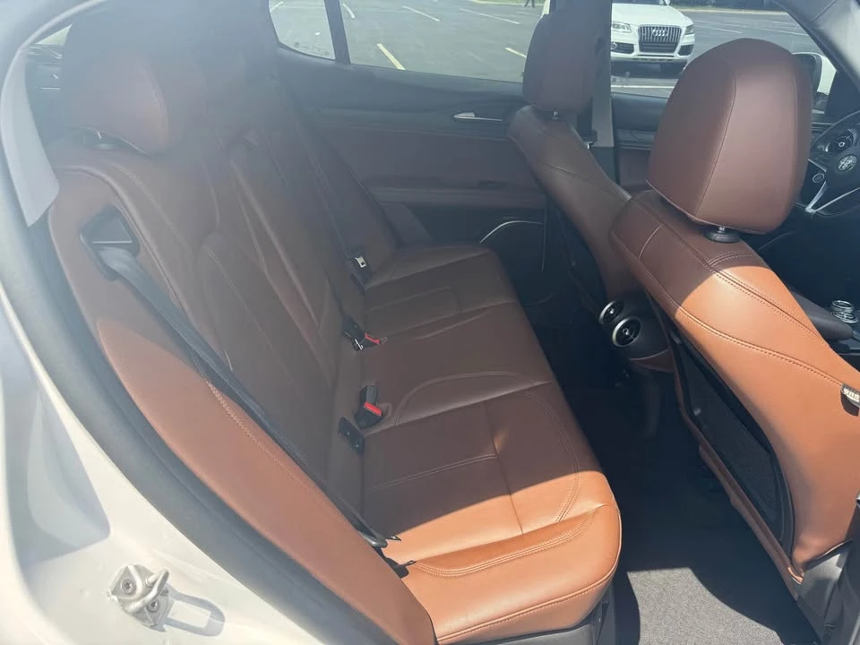 2018 Alfa Romeo Stelvio - Image 12 of 17