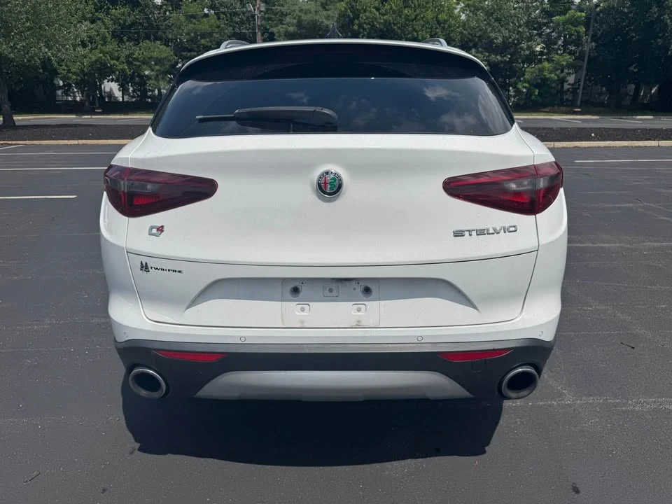 2018 Alfa Romeo Stelvio - Image 6 of 17