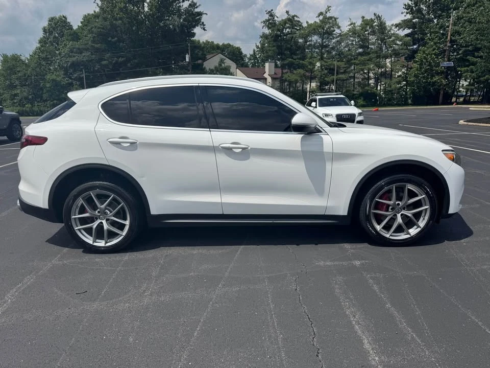 2018 Alfa Romeo Stelvio - Image 4 of 17