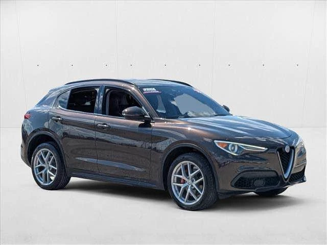 2018 Alfa Romeo Stelvio - Image 2 of 7
