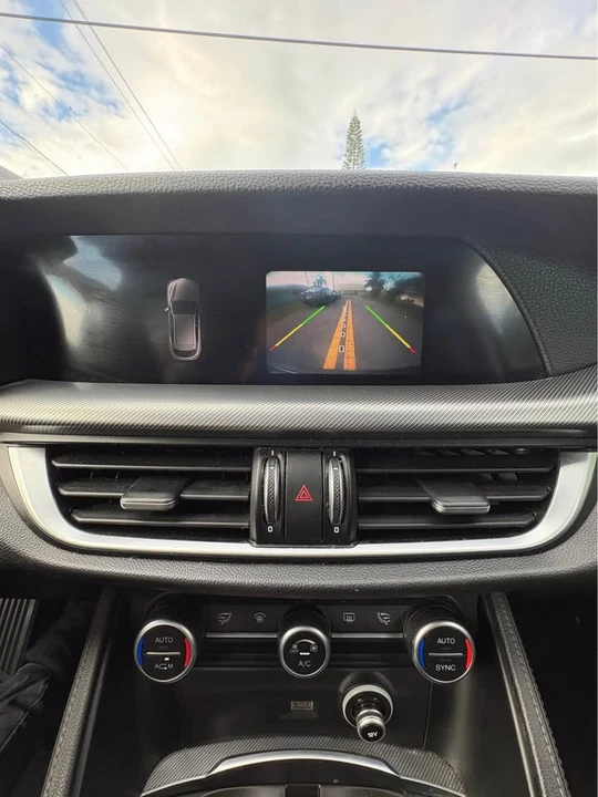 2018 Alfa Romeo Stelvio - Image 16 of 16