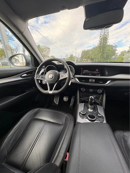 2018 Alfa Romeo Stelvio - Image 10 of 16