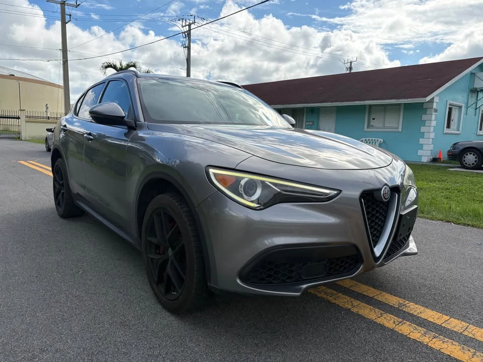 2018 Alfa Romeo Stelvio - Image 5 of 16