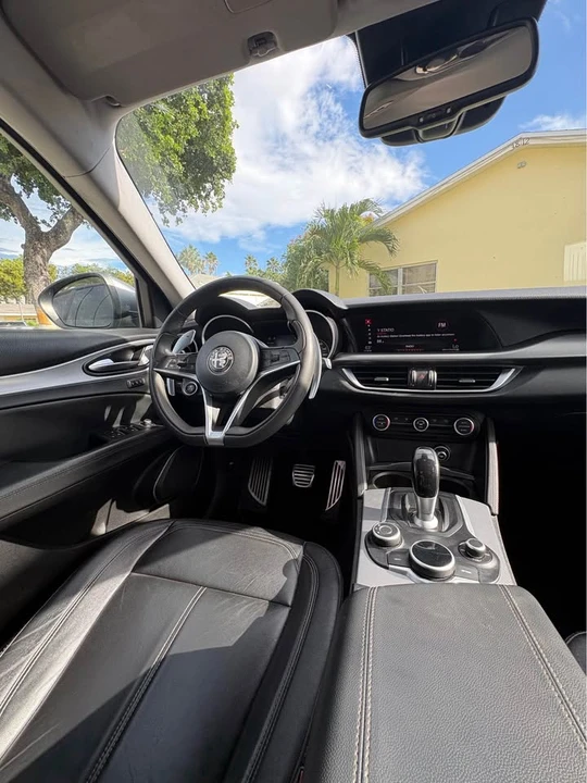 2018 Alfa Romeo Stelvio - Image 8 of 13