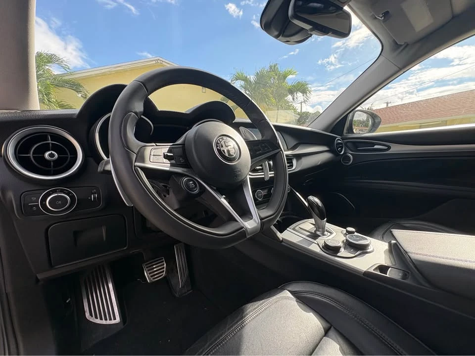 2018 Alfa Romeo Stelvio - Image 9 of 13