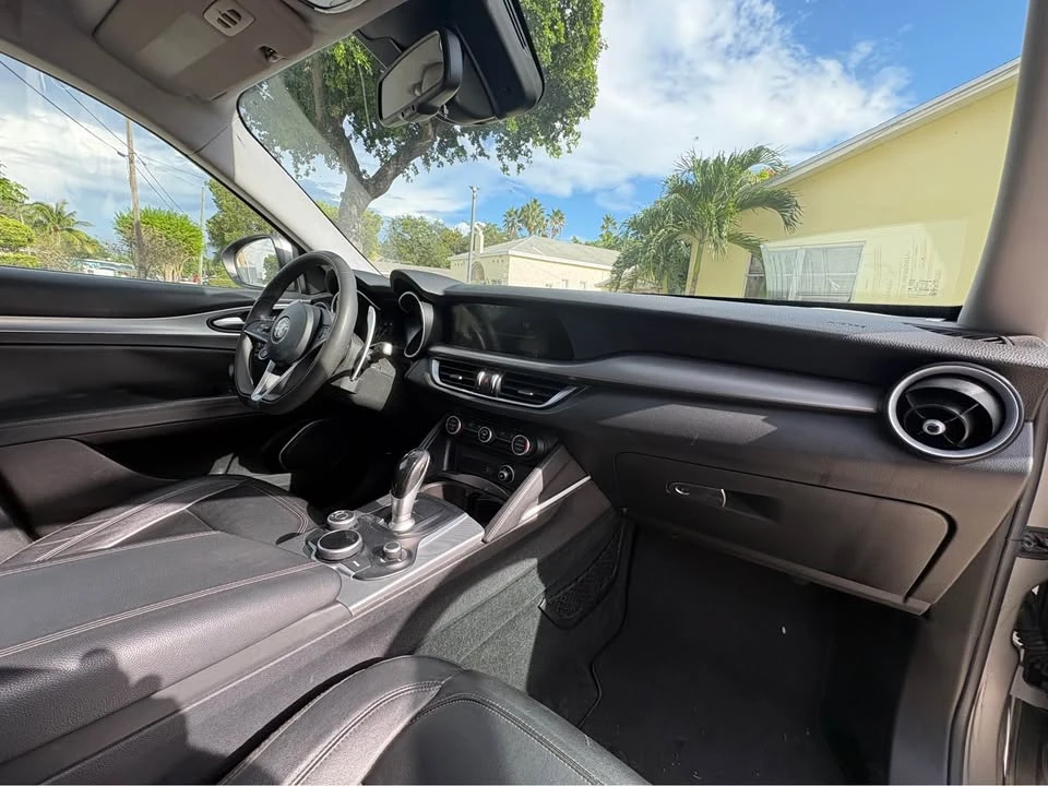 2018 Alfa Romeo Stelvio - Image 5 of 13