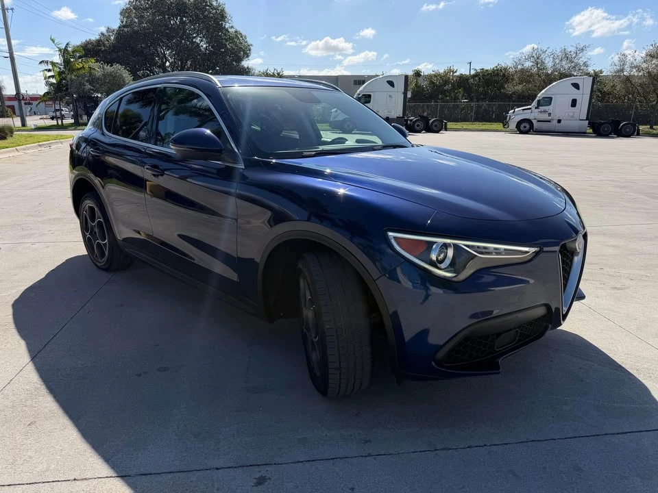 2018 Alfa Romeo Stelvio - Image 3 of 10