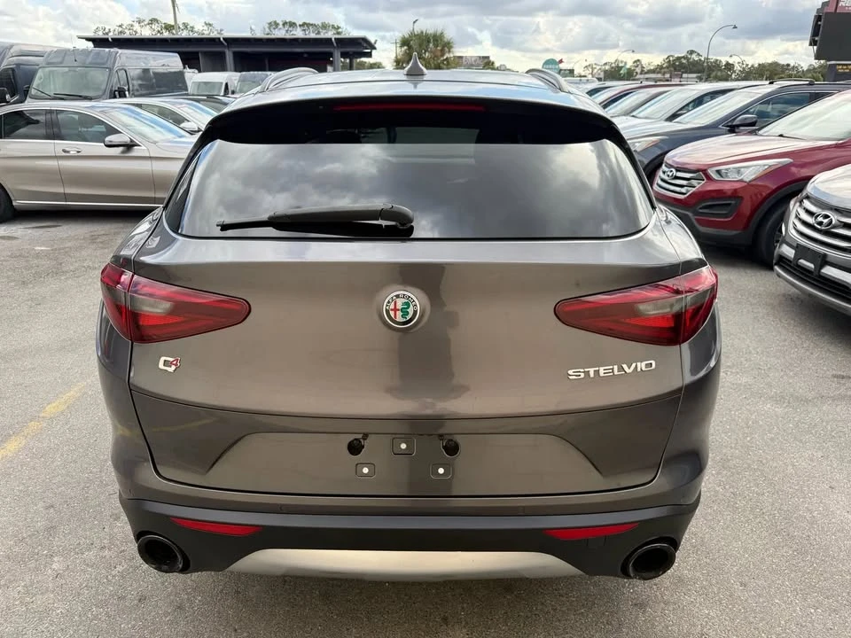 2018 Alfa Romeo Stelvio - Image 4 of 20