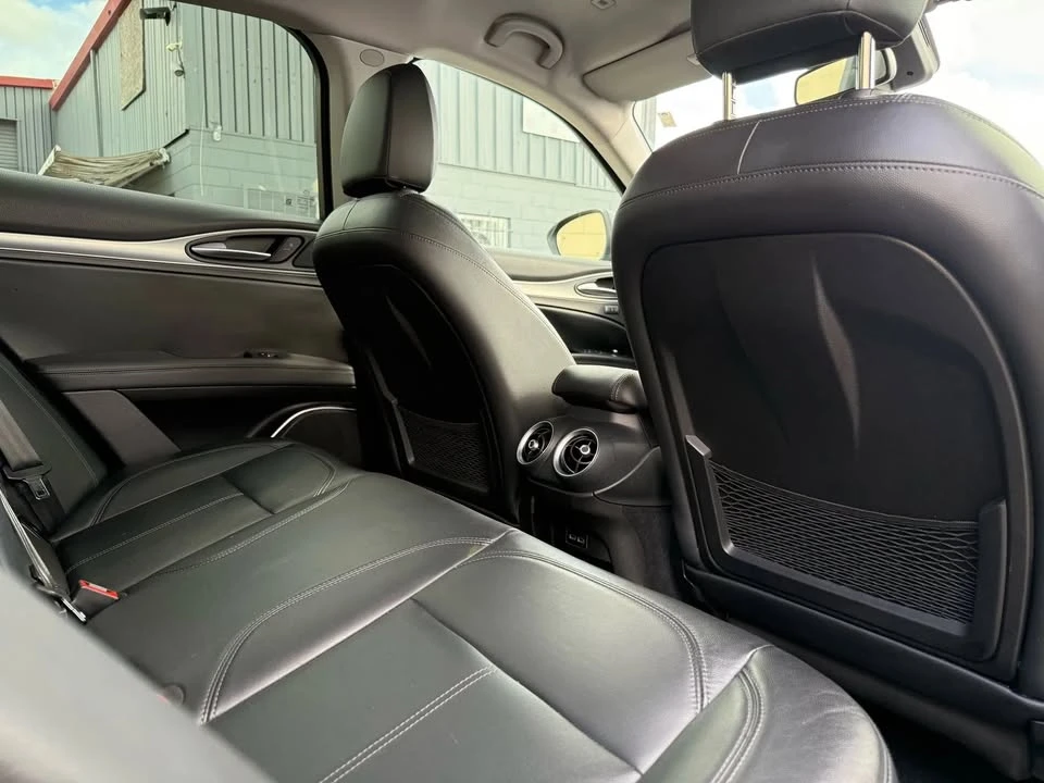 2018 Alfa Romeo Stelvio - Image 15 of 20