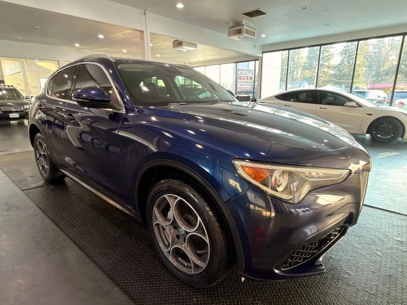 2018 Alfa Romeo Stelvio - Image 13 of 20