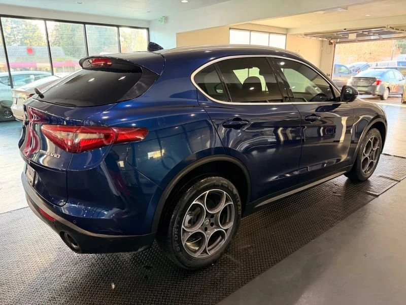 2018 Alfa Romeo Stelvio - Image 10 of 20