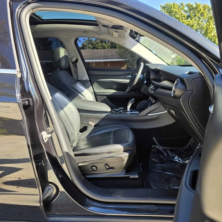 2018 Alfa Romeo Stelvio - Image 11 of 18