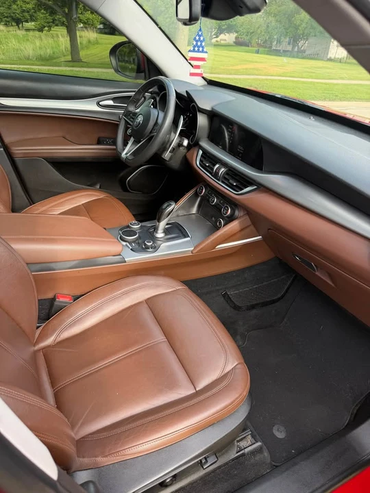 2018 Alfa Romeo Stelvio - Image 13 of 19