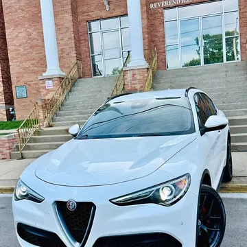 2018 Alfa Romeo Stelvio Ti Sport