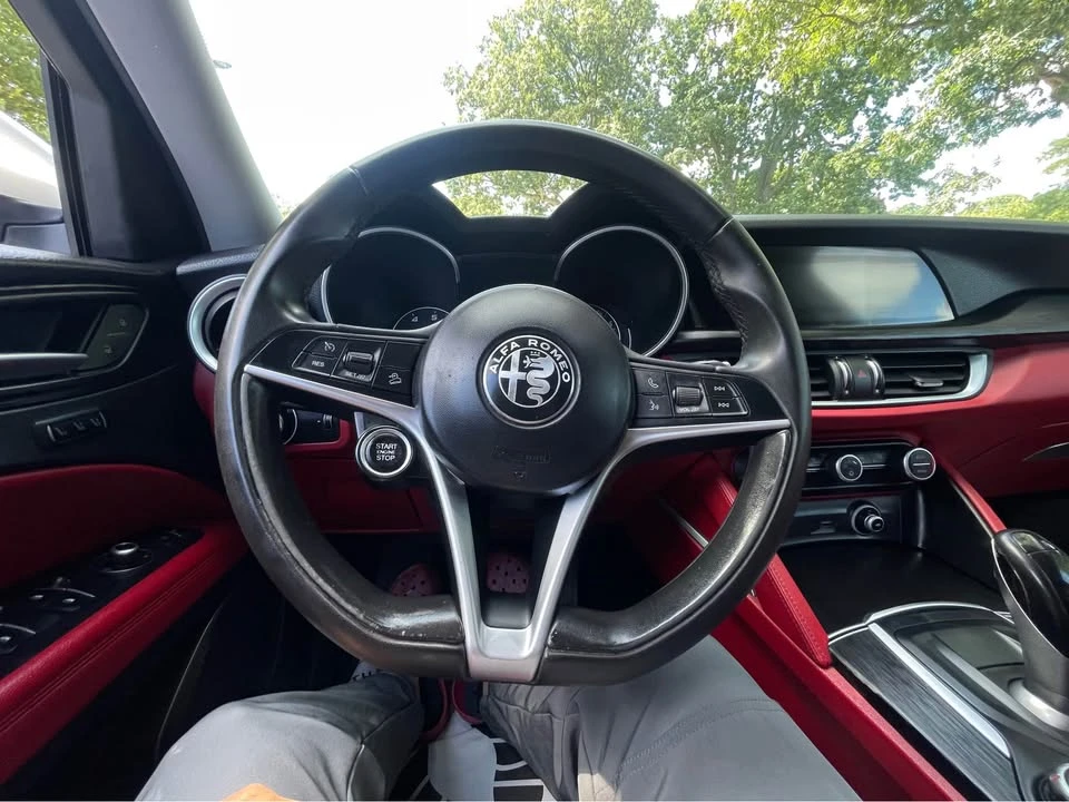 2018 Alfa Romeo Stelvio - Image 16 of 16